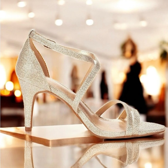 🆕 Glittering Gold Strappy Heels - Picture 10 of 14